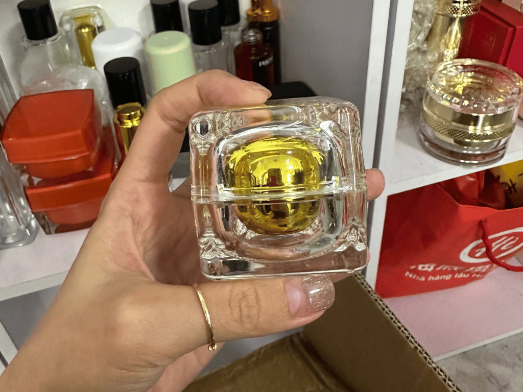 gia công OEM chai lọ mỹ phẩm