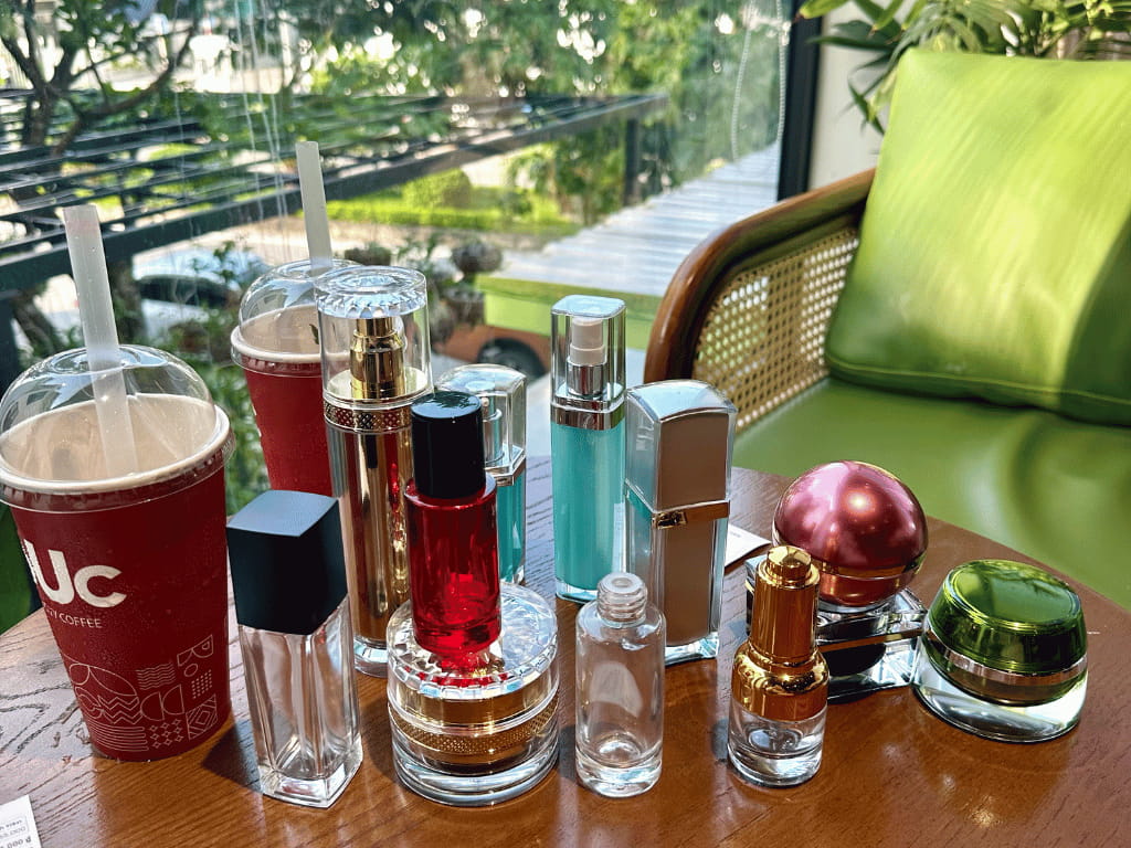 gia công OEM chai lọ mỹ phẩm