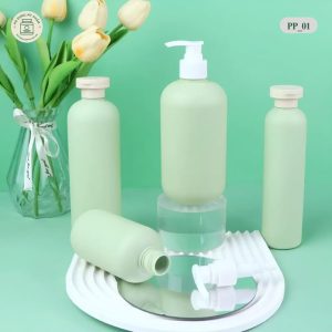 Chai dầu gội, sữa tắm