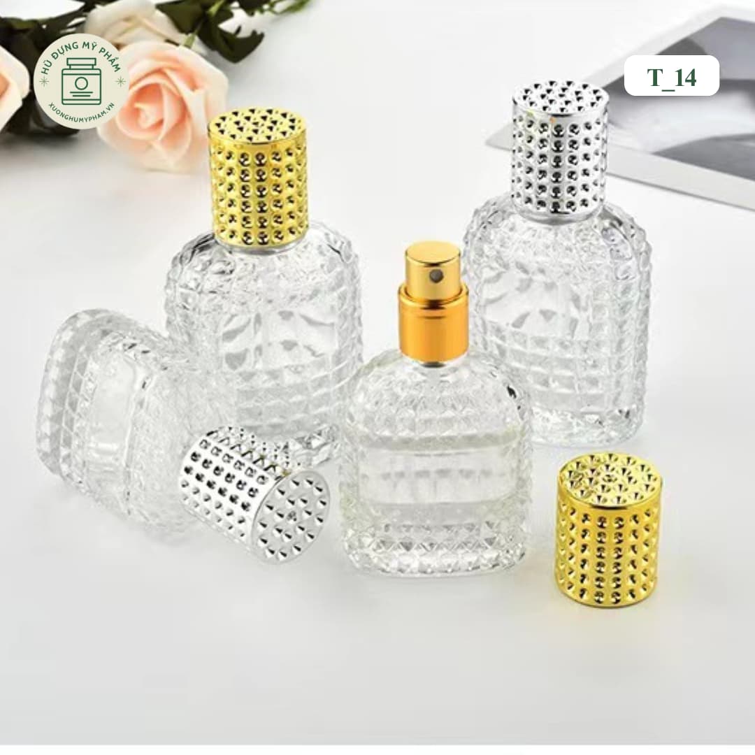 Mẫu chai nước hoa thủy tinh họa tiết kim cương đúc nổi nắp vàng bạc sang trọng mã T14.