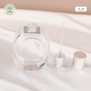 Mẫu chai nước hoa thủy tinh trong suốt nắp mạ bạc sang trọng mã T17.